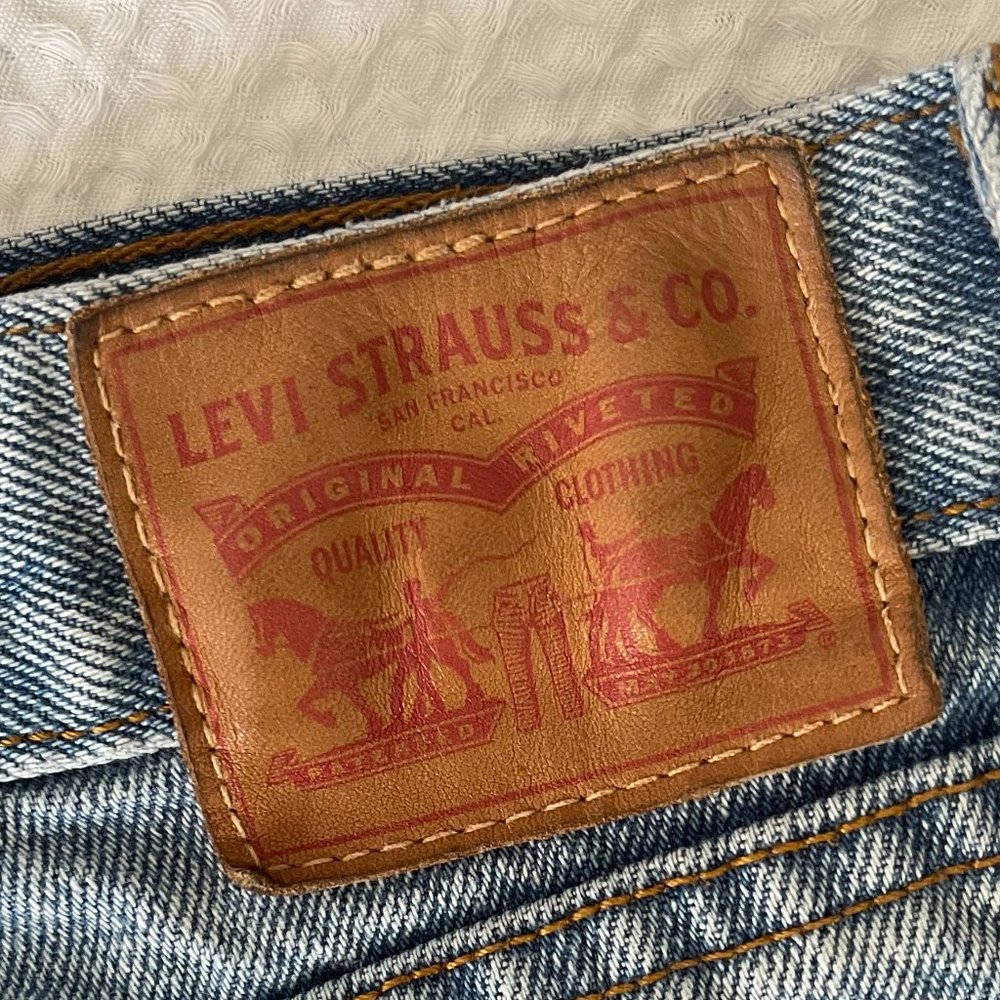 Levi's Denim Shorts - Picture 7 of 7
